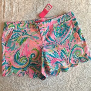 Lilly Pulitzer brightly patterned shorts size 16
